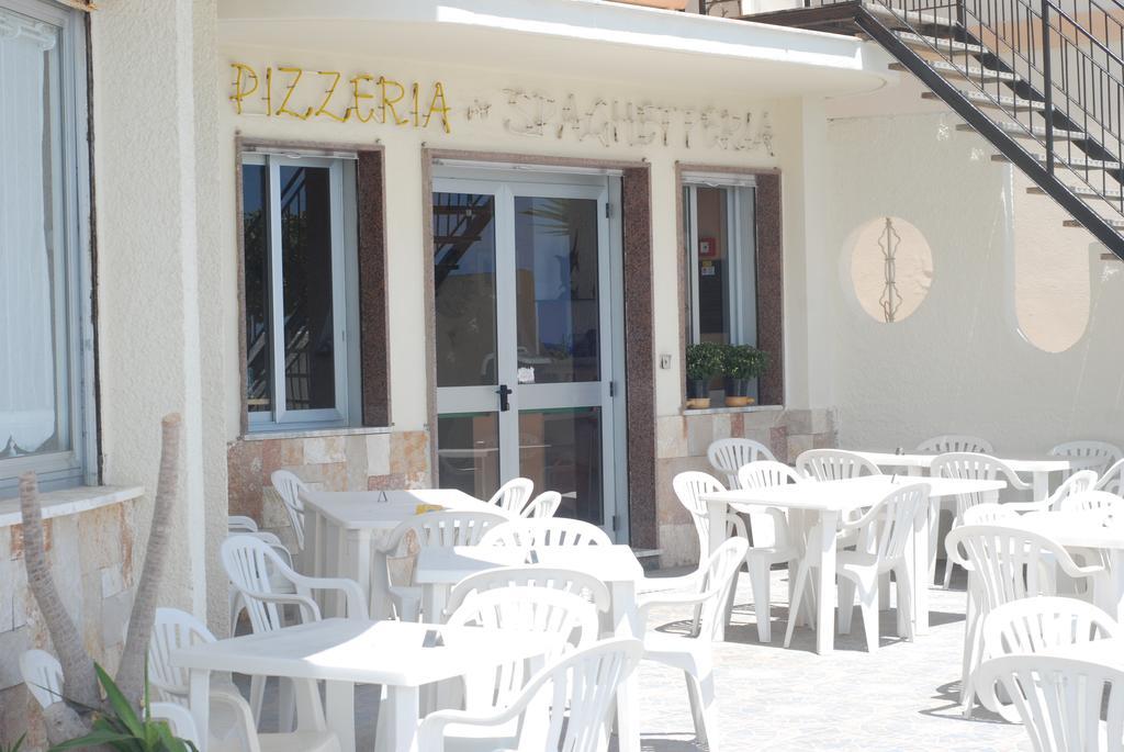 Hotel Il Girasole Bova Marina Exterior photo