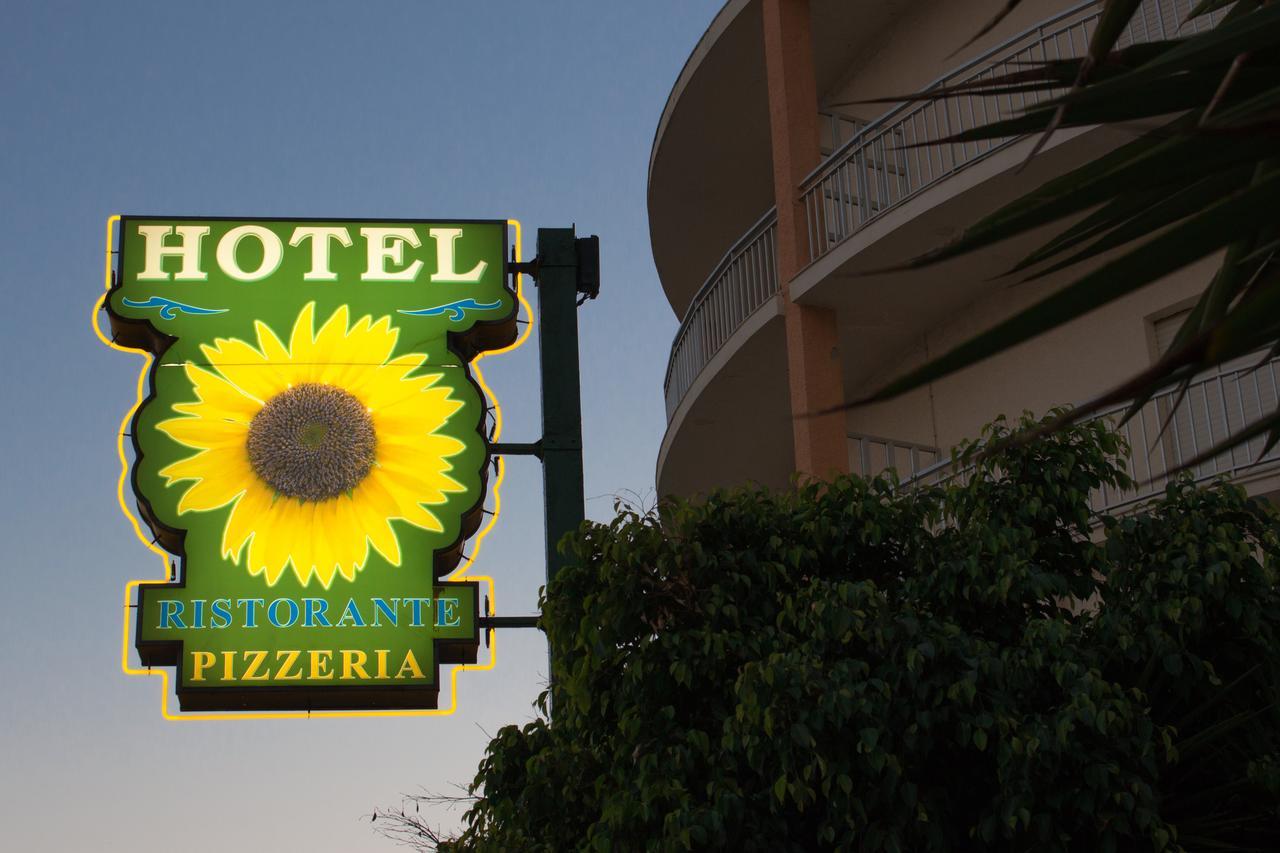Hotel Il Girasole Bova Marina Exterior photo
